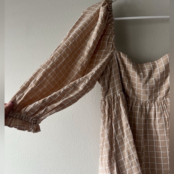 Cottagecore tan blouse - Picture 3 of 5